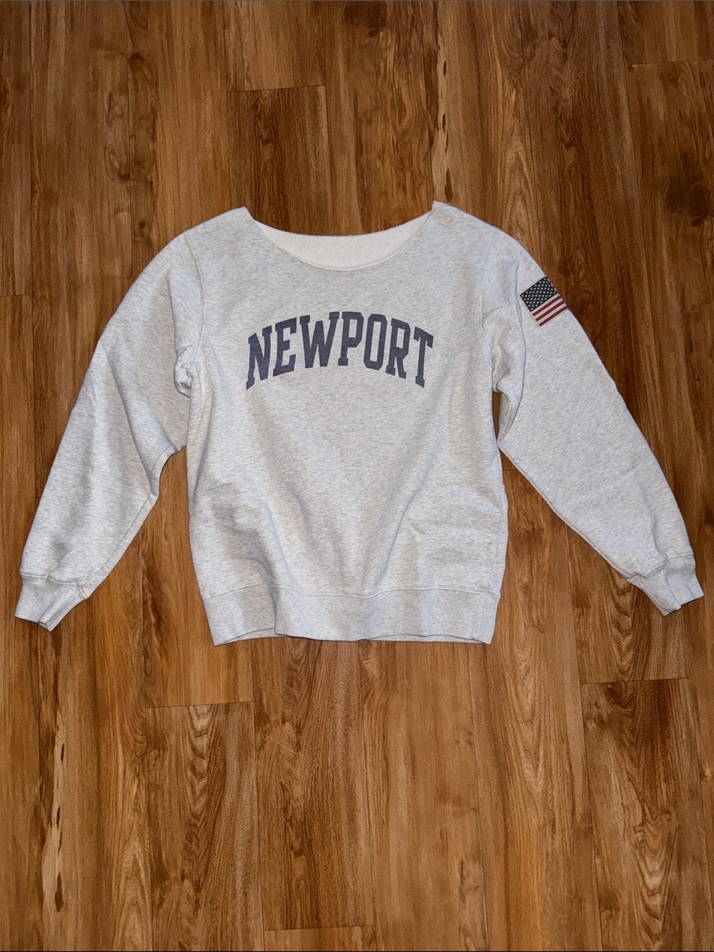 Brandy Melville Stelle Newport Sweater (Not online anymore) - Picture 2 of 5